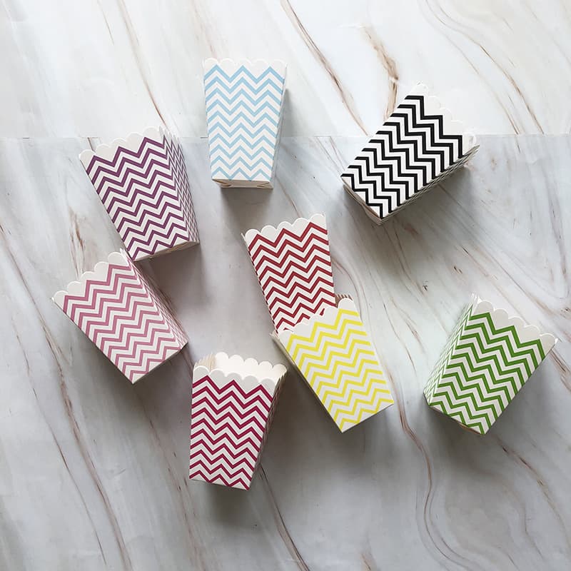 Permine silver ordinary six -color printing popcorn box spot supply European and American banquet table folding dessert decoration 3