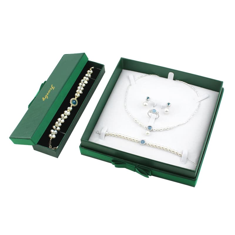 Accessory with bow, box, storage system, ring, earrings, pendant, necklace from pearl 5