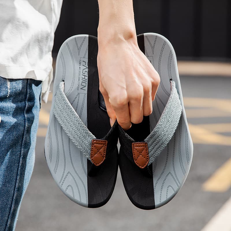 (Cross-border trading), fashionable flip flops, casual beach slippers, soft sole, for beloved, suitable for outdoor wear, with toe post 4