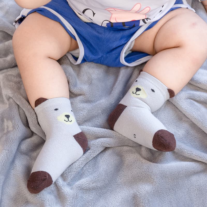 Breathable children's cartoon cute socks for men and women girl's, suitable for spring and autumn 3
