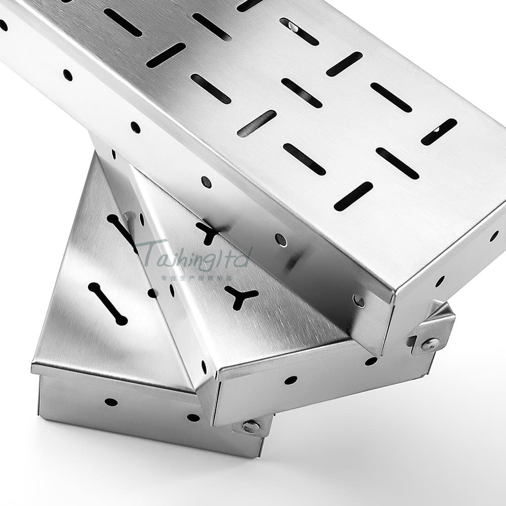 Cross -border hot -selling stainless steel smoked box Amazon BBQ baking oven baked multi -pattern SMOKER BOX 4