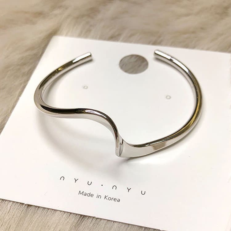 Universal bracelet, design wavy jewelry, accessory, wave pattern, Japanese and Korean, trend of season, simple and elegant design 3
