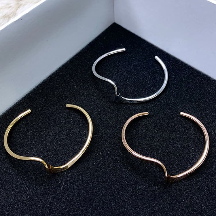 Universal bracelet, design wavy jewelry, accessory, wave pattern, Japanese and Korean, trend of season, simple and elegant design 4