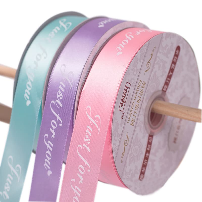 Pack for St. Valentine's Day, cable ties with bow, hair band, bouquet 5