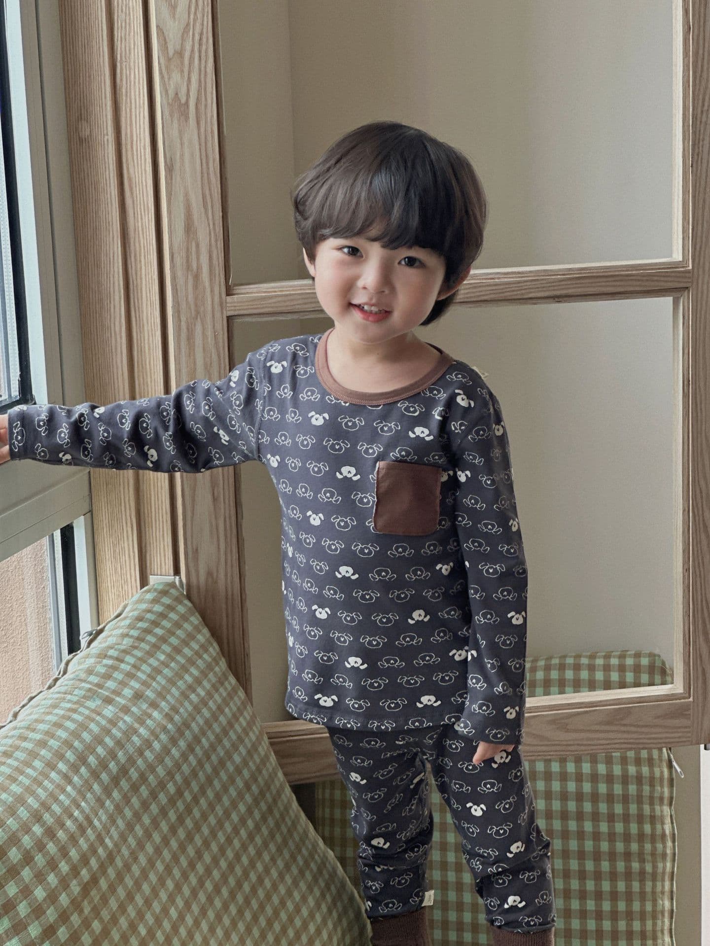 Children's Thermal Pajama Set with Card Holder for Boys 4