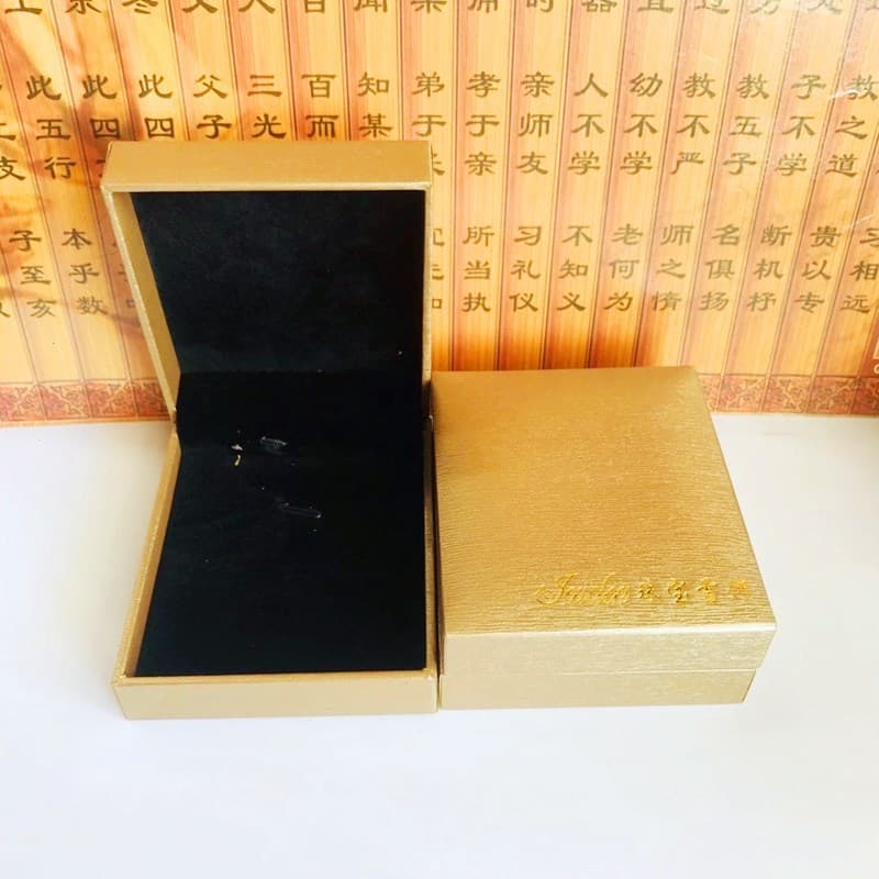 Red jewelry, storage system, storage box, golden bracelet, accessory, earrings, Birthday gift 5
