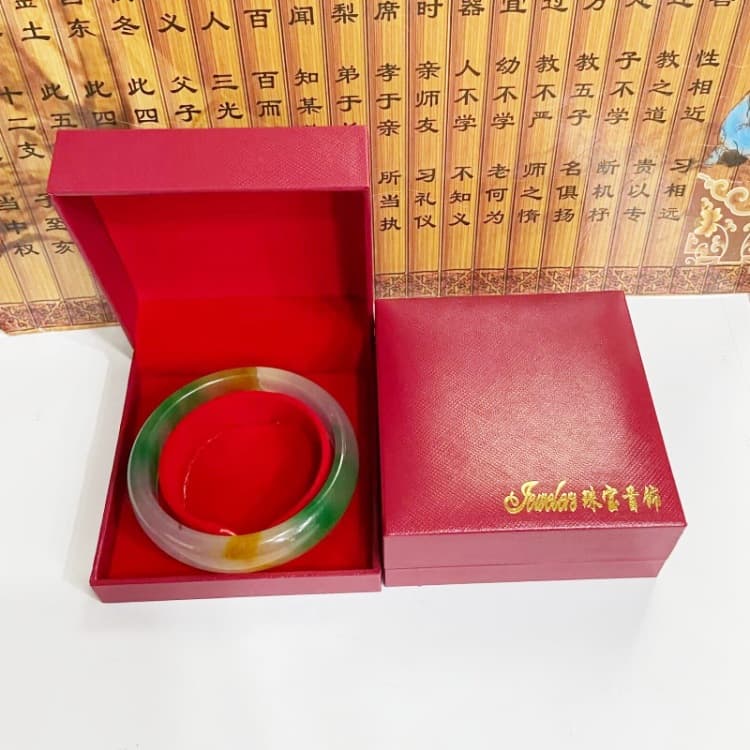 Red jewelry, storage system, storage box, golden bracelet, accessory, earrings, Birthday gift 1