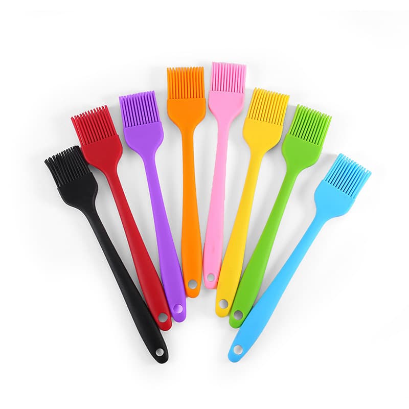Small all -in -one silicone oil brush kitchen edible pancake brush bristles baking tool barbecue brush 4