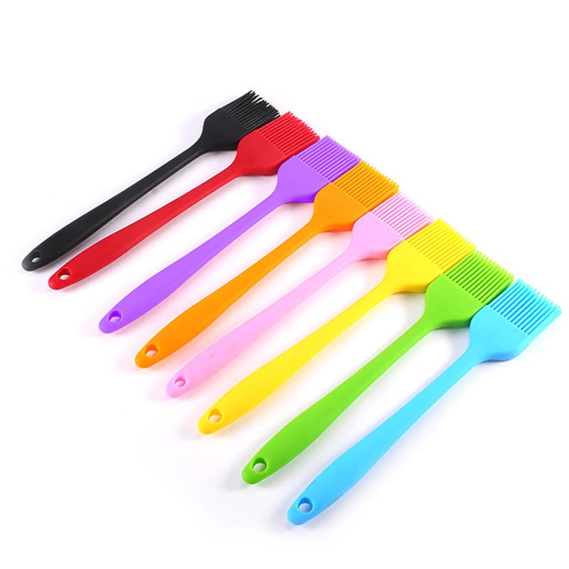 Small all -in -one silicone oil brush kitchen edible pancake brush bristles baking tool barbecue brush 1