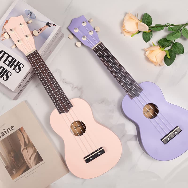 Ukulele with a score, musical instruments, guitar carbon fibre, 21 inch 3
