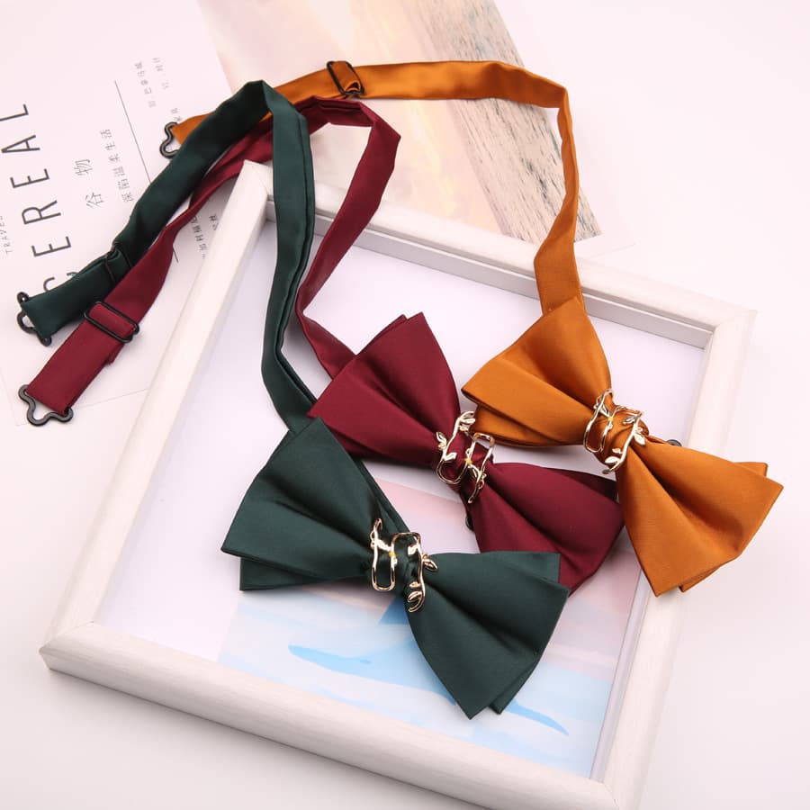 Red black bow tie, suit with bow 2