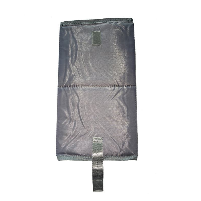 Baby urine pads can be folded and replaced with urine pads. Baby supplies can be used as mummy bag gifts 3