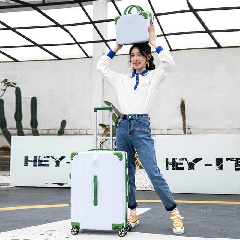 Universal big suitcase, box for men and women, factory direct supply 2