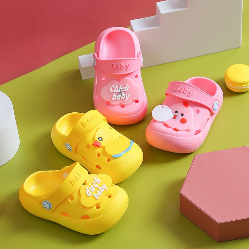 Children's non-slip Crocs-style slippers for early age for men and women, soft sole, closed toe 3