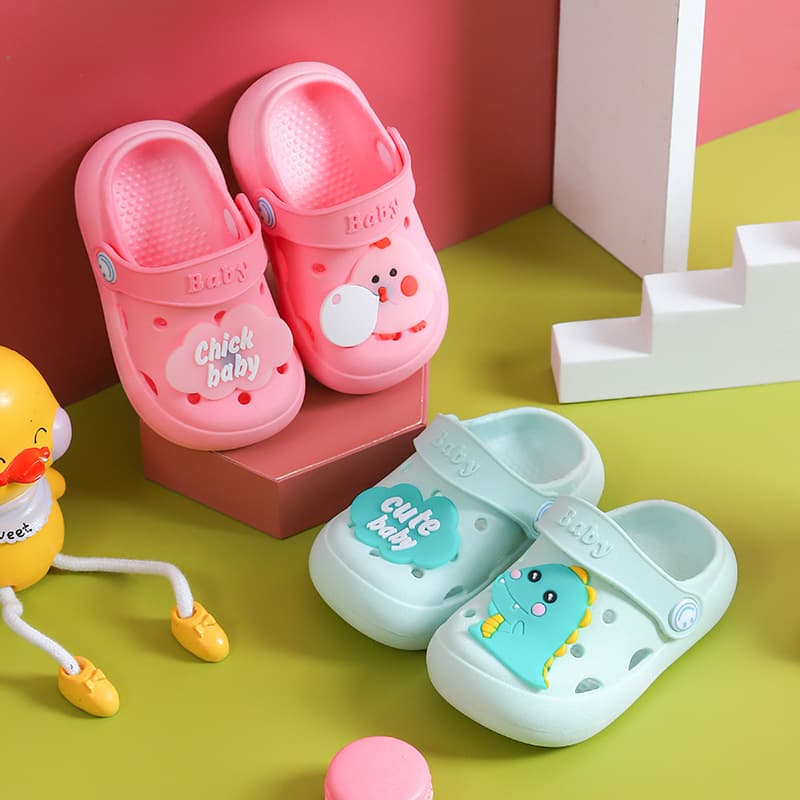 Children's non-slip Crocs-style slippers for early age for men and women, soft sole, closed toe