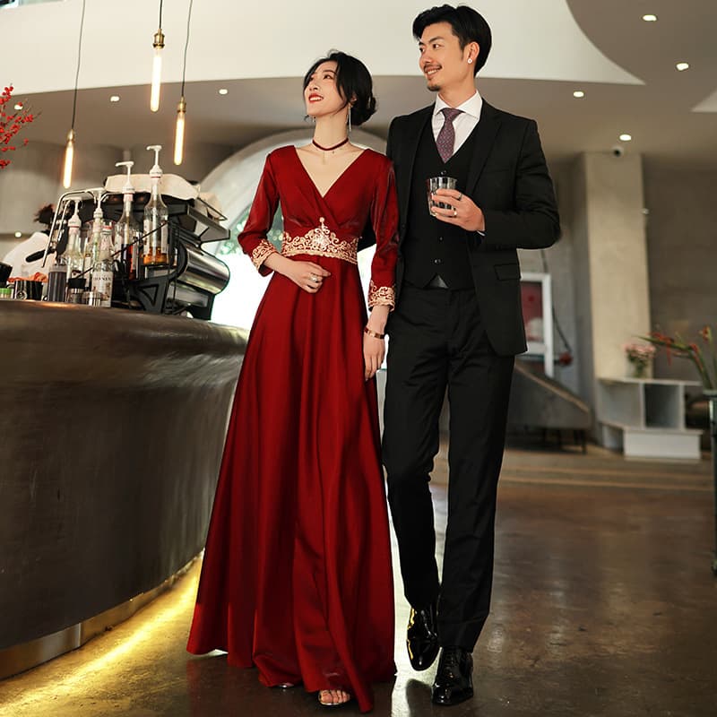 Retro autumn evening dress, red long wedding dress 3