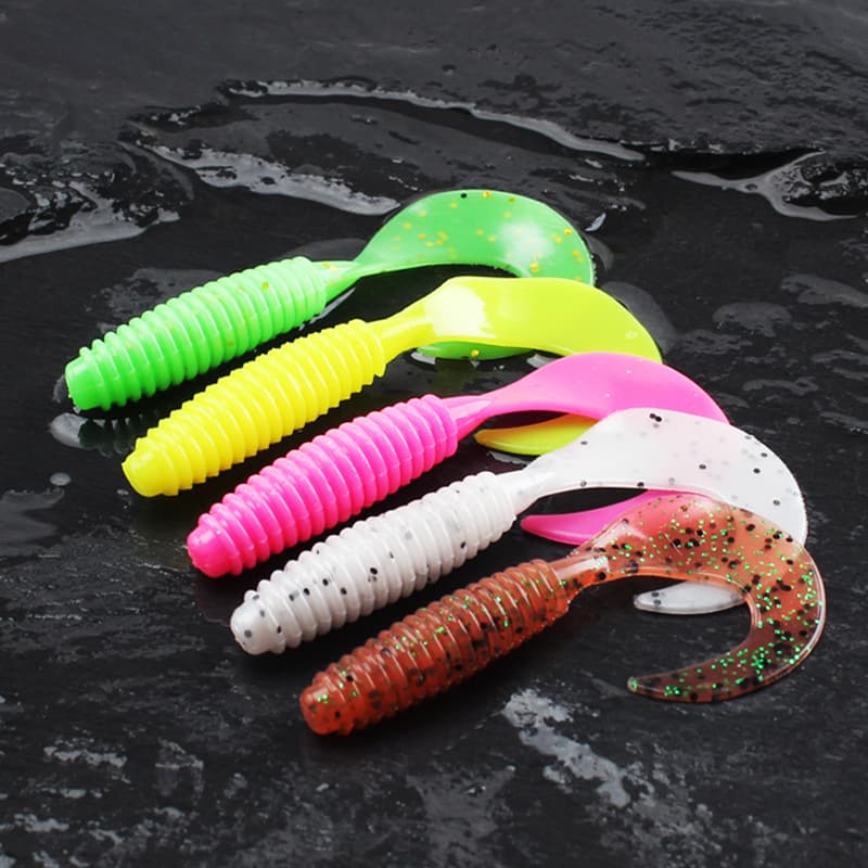 Luya Soft Bait - Curling Tail Fishing Lure with Maggot Design 4