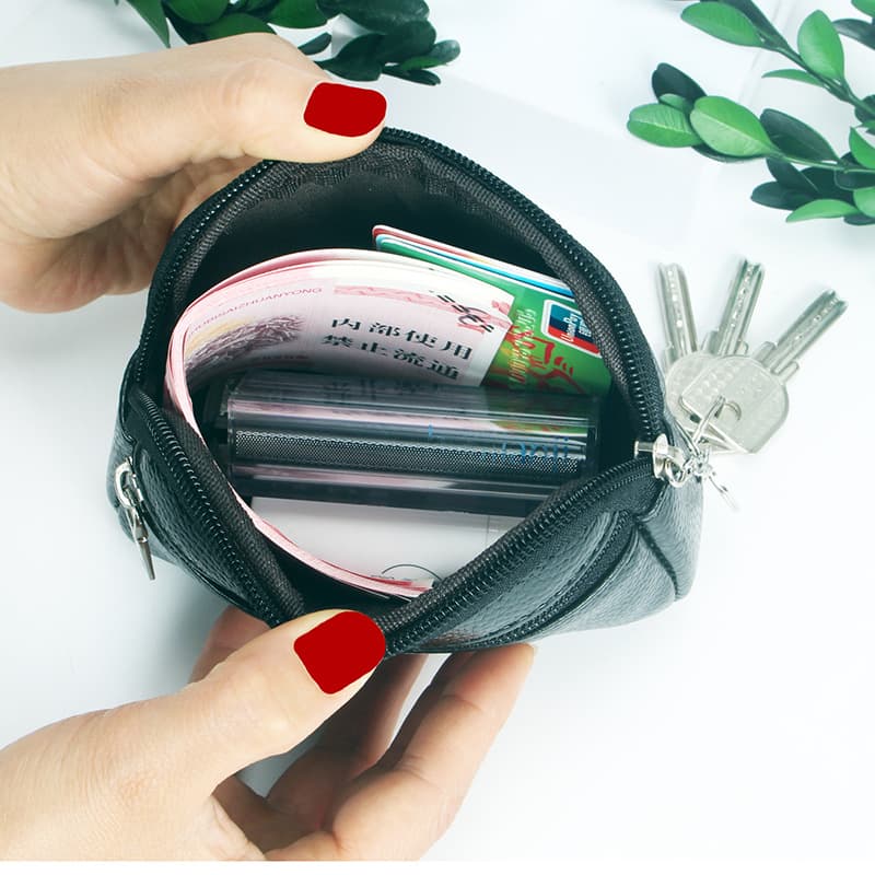 Card holder, short polyurethane wallet, (Physicals), trend of season 4
