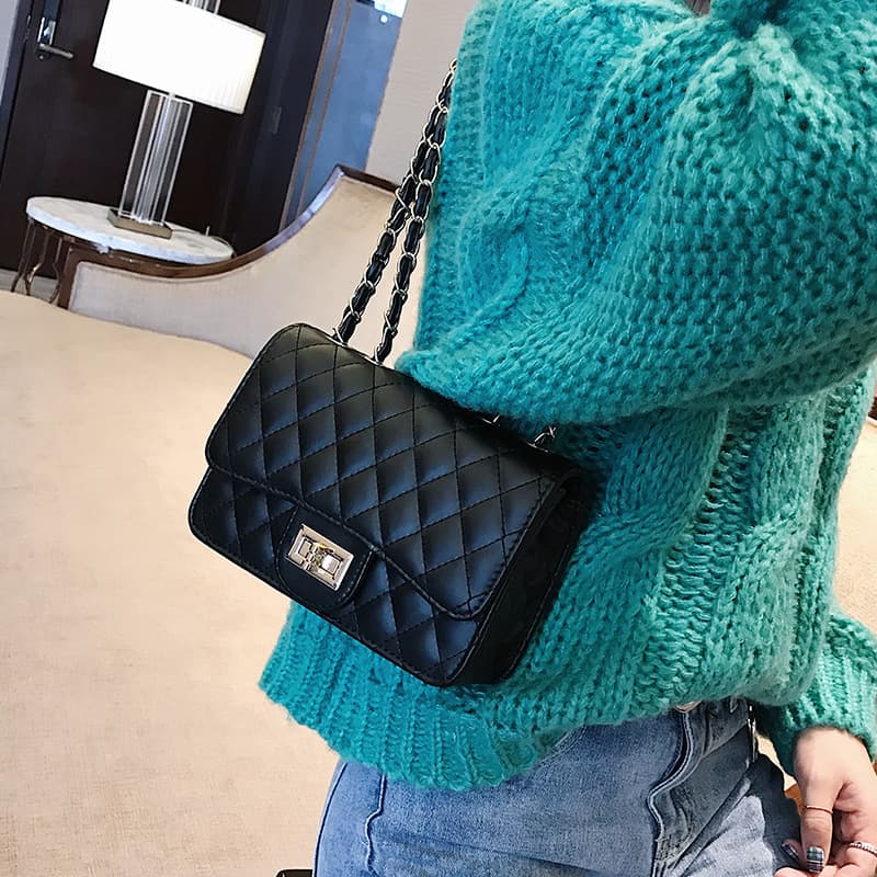 Shoulder bag, small bag with diamond pattern, bag strap one shoulder, Korean style, chain bag, Chanel style 3