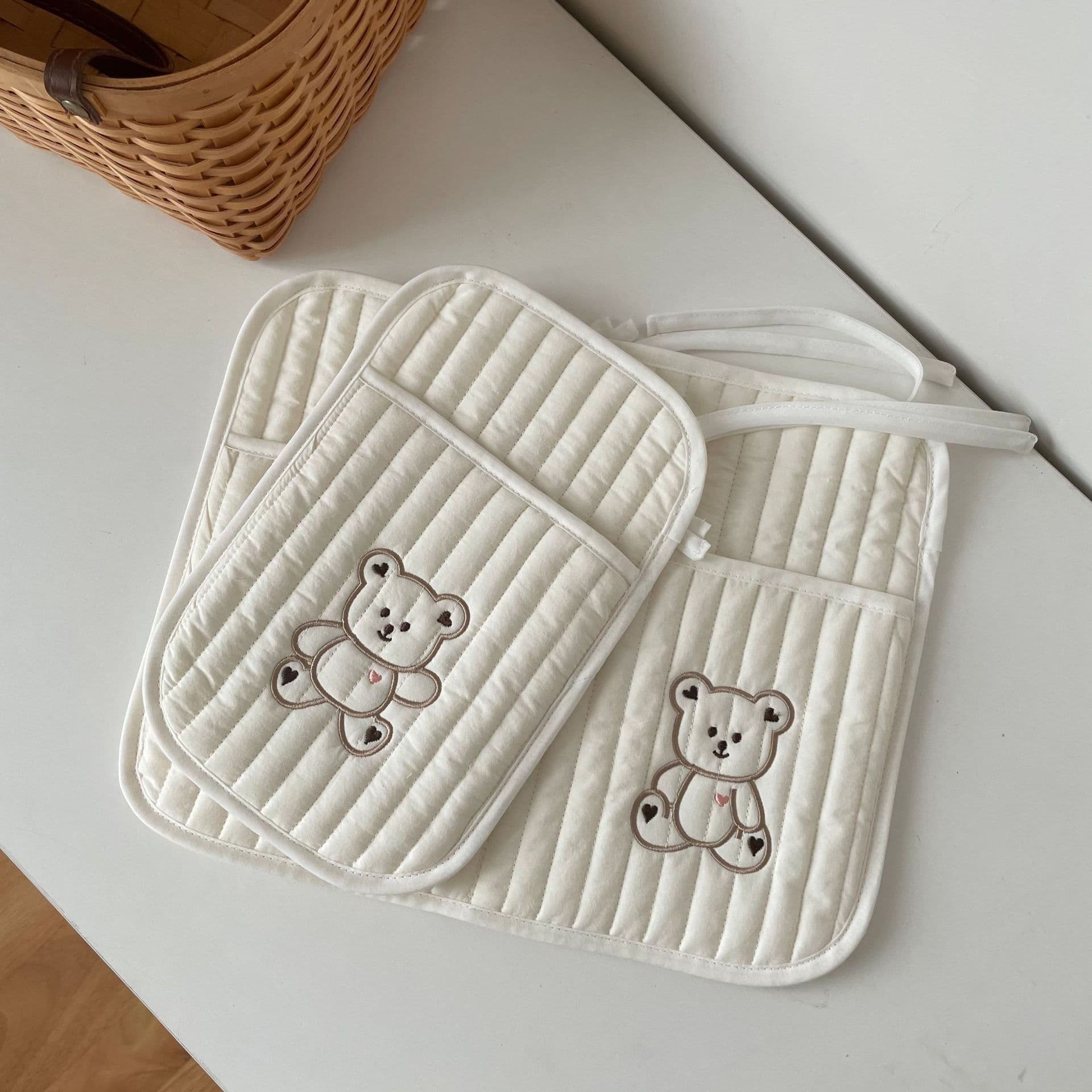 Brand crib, storage system, hanging organiser, trolley, diaper, children's feeding bottle, toy, storage bag, South Korea 3