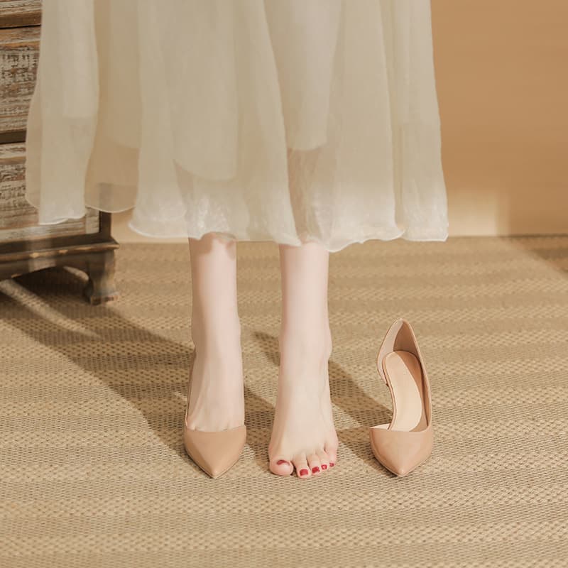 2026 New Pointed Toe Patent Leather Side Hollow Nude High Heels Women's Stiletto Sexy Fashion Shallow Mouth Single Shoes Women's Versatile 3