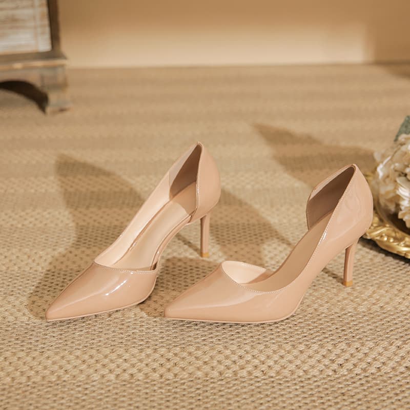 2026 New Pointed Toe Patent Leather Side Hollow Nude High Heels Women's Stiletto Sexy Fashion Shallow Mouth Single Shoes Women's Versatile 1