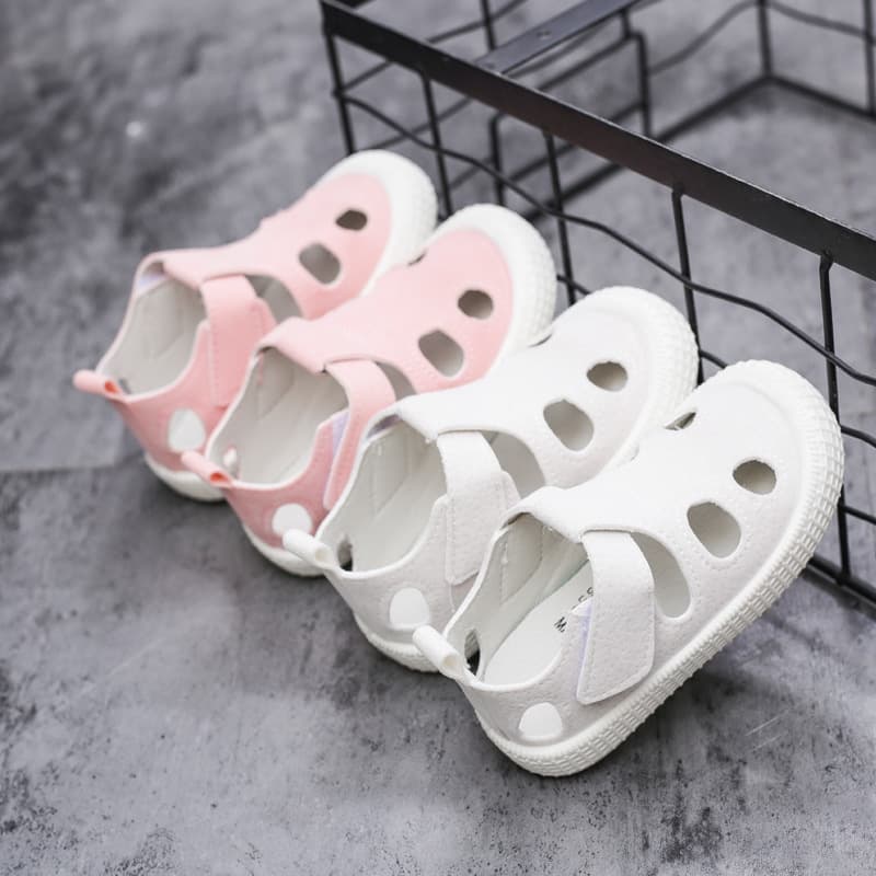 Children's sandals with velcro for men and women, soft breathable Crocs-style slippers, soft sole, closed toe 4