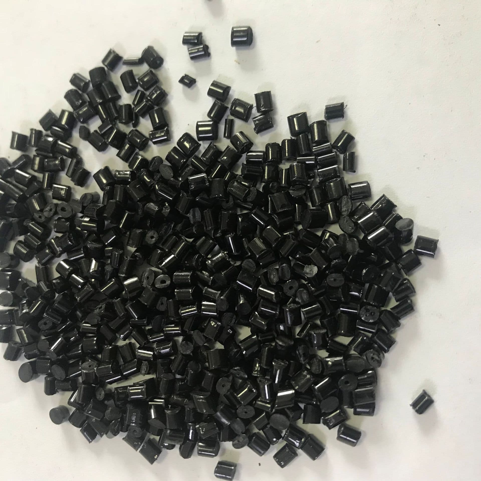 Supply black enhanced PPO material with impact resistance 8 4