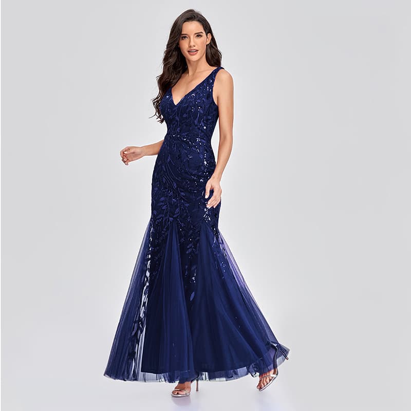 Shiffon sexy evening dress, European style, V-neckline, with embroidery, graduation party 3