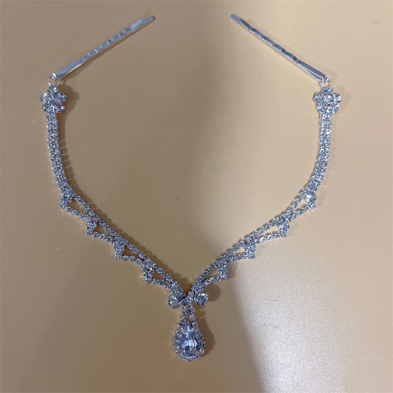 Teardrop Rhinestone Bride Forehead Chain Hair Accessory 3