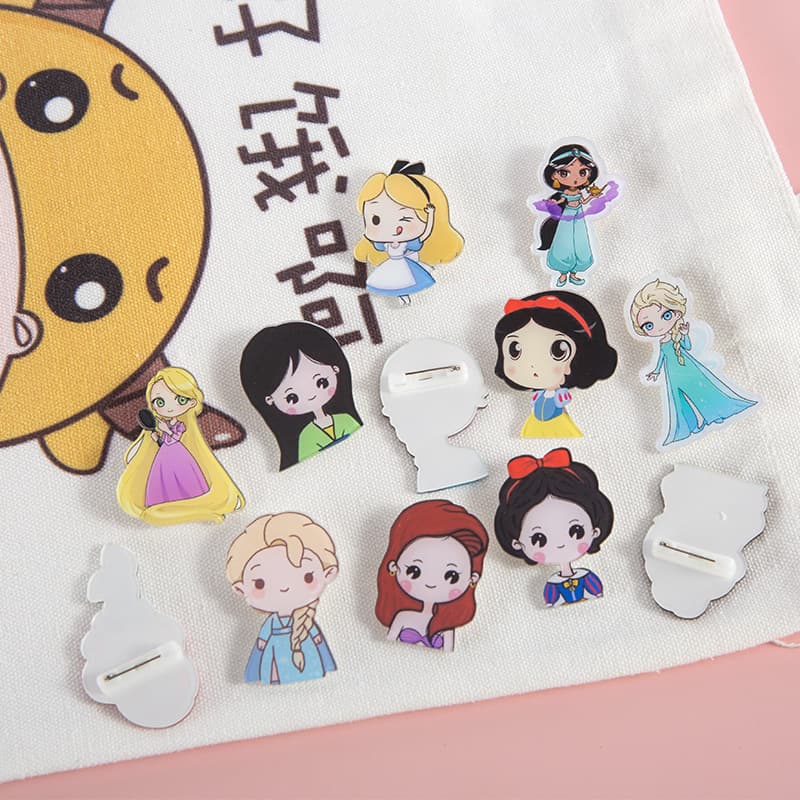 Brand cute children's cartoon brooch, pin, backpack accessory, badge 3