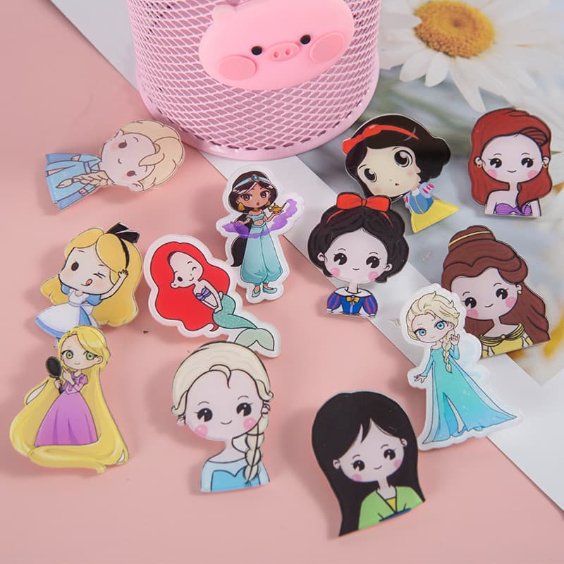 Brand cute children's cartoon brooch, pin, backpack accessory, badge 4