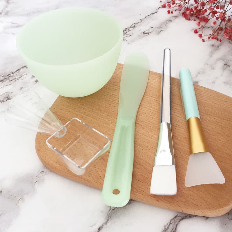 Silicone face mask, cosmetic big set, brush, for beauty salons, for every day 1