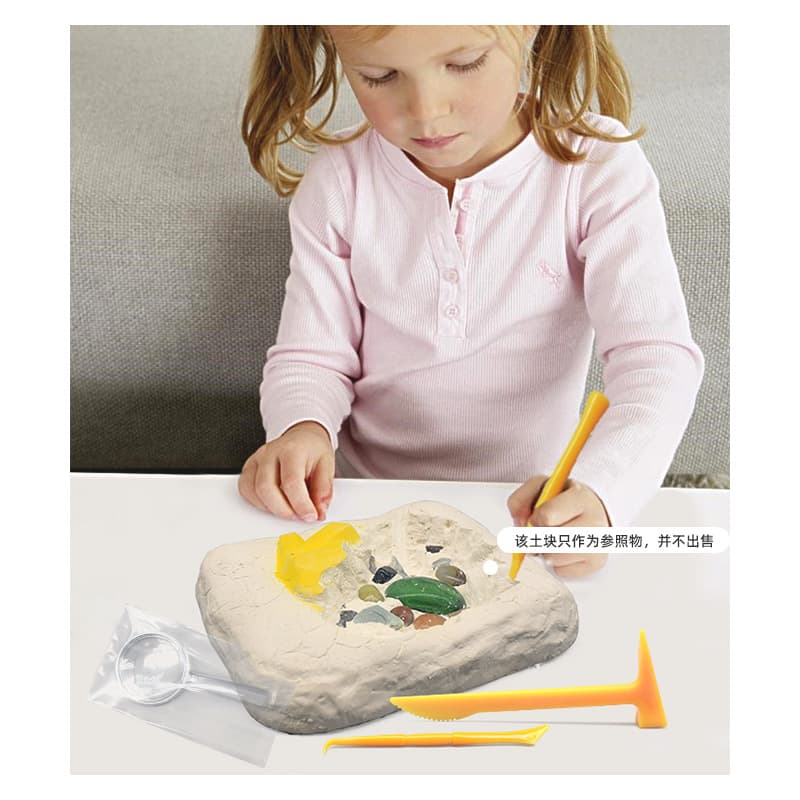 Archeological tools set, toy handmade, hammer, scraper, brush, magnifying glass, archaeological excavations, DIY 2
