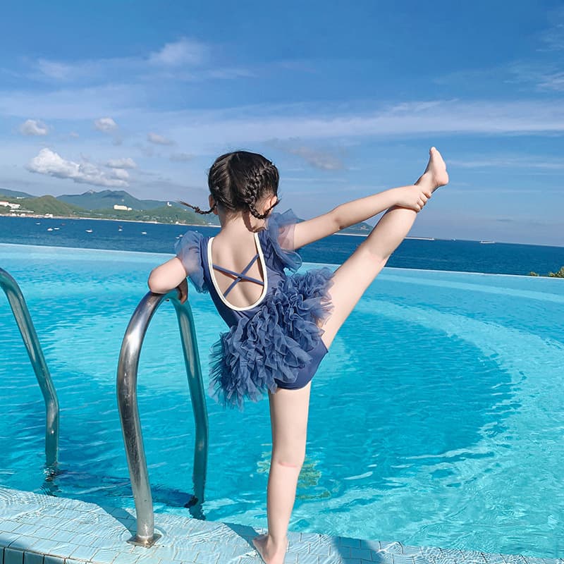 Children's swimsuit one-piece 2025 new girls cute skirt infant baby princess hot spring bathing suit for children 2