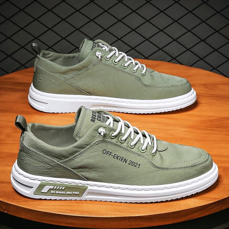 Men's 2025 new ice silk canvas shoes versatile soft sole casual sports men's shoes Korean style breathable board shoes