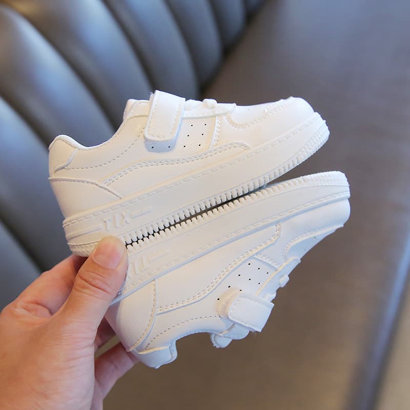 Children's white sneakers for men and women, Spring/Fall 2026 model, soft sole 3