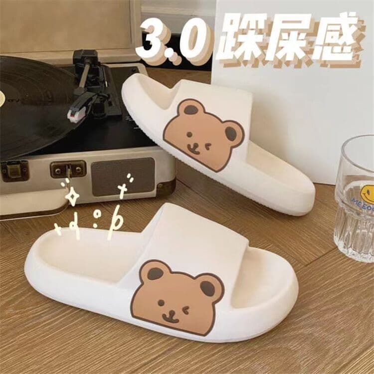 Home ultra-soft summer women's slippers, cute sneakers for bathroom platform, suitable for outdoor wear