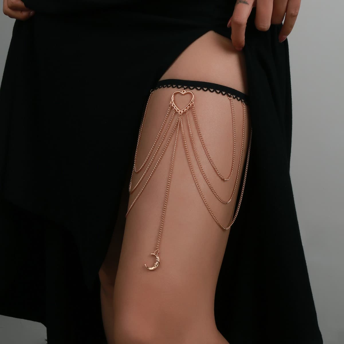 Sexy beach geometric leg strap pearl with tassels, European style, simple and elegant design 1