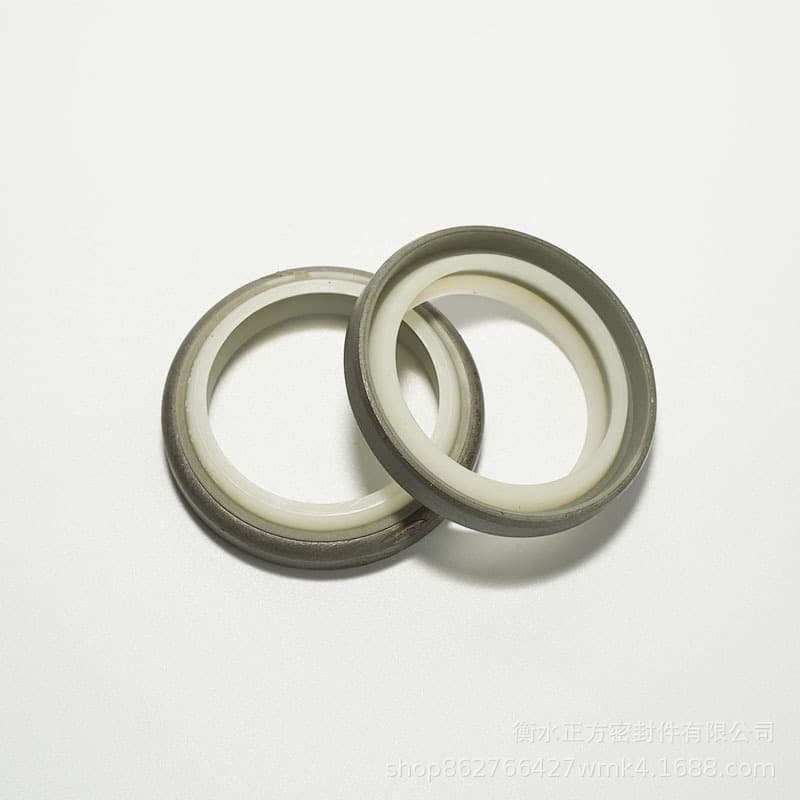 DKB dustproof oil seal O-ring combination gasket seal ring fluorine rubber skeleton type 0 oil-resistant and high-temperature resistant rubber ring 4
