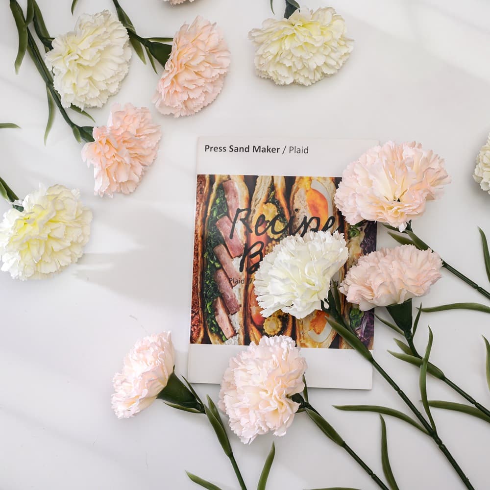 Home decoration carnations Mother's Day gift artificial flowers manufacturer wedding cross-border wholesale artificial flowers INS style 1