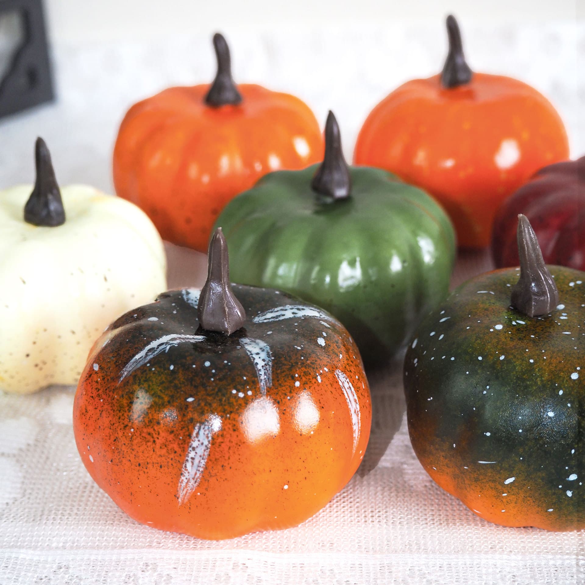 Factory direct sales wholesale Halloween simulation 60 small pumpkins mini garland accessories fake fruits and vegetables crafts decorations 4