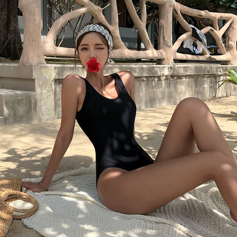 Black brand sexy swimwear for students, beautiful back, internet celebrity 3