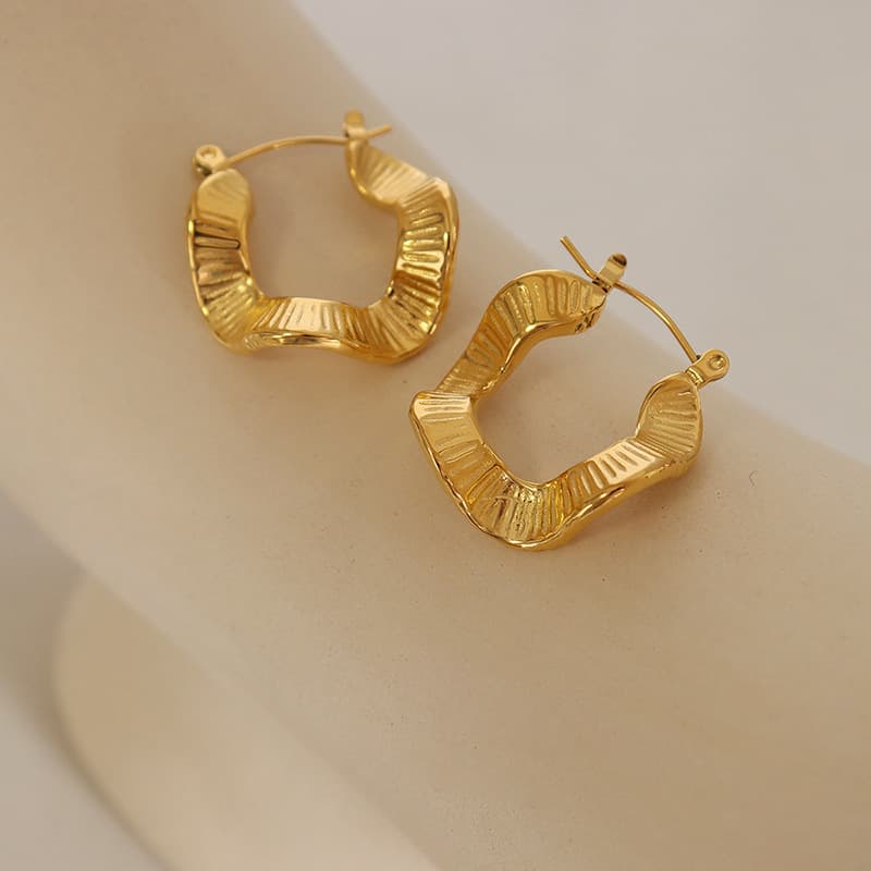 (Cross-border trading), wavy earrings stainless steel, 18 carat 3