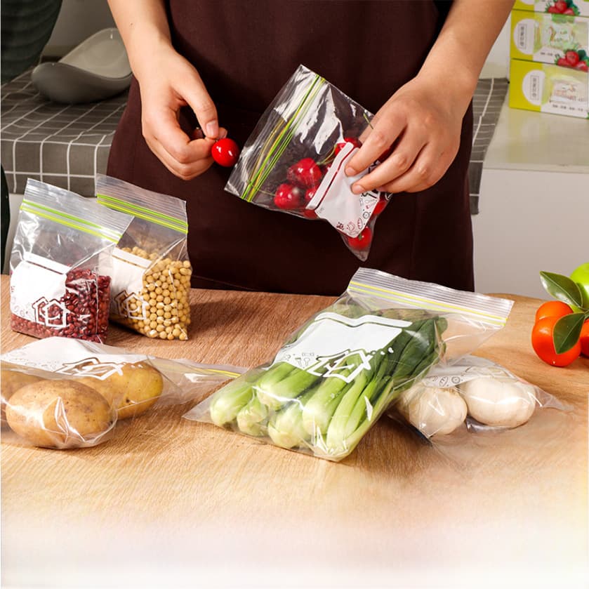 Nibbler for supplementary food, storage system sealed, milk storage container, increased thickness 2
