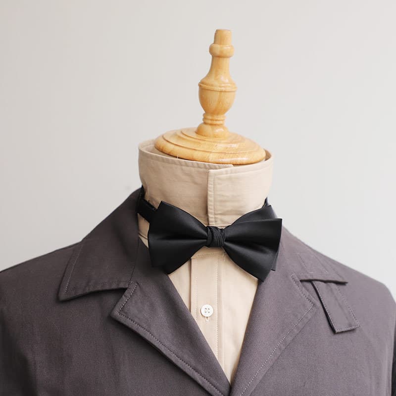 Base black universal uniform, classic suit jacket, bow tie with bow 2