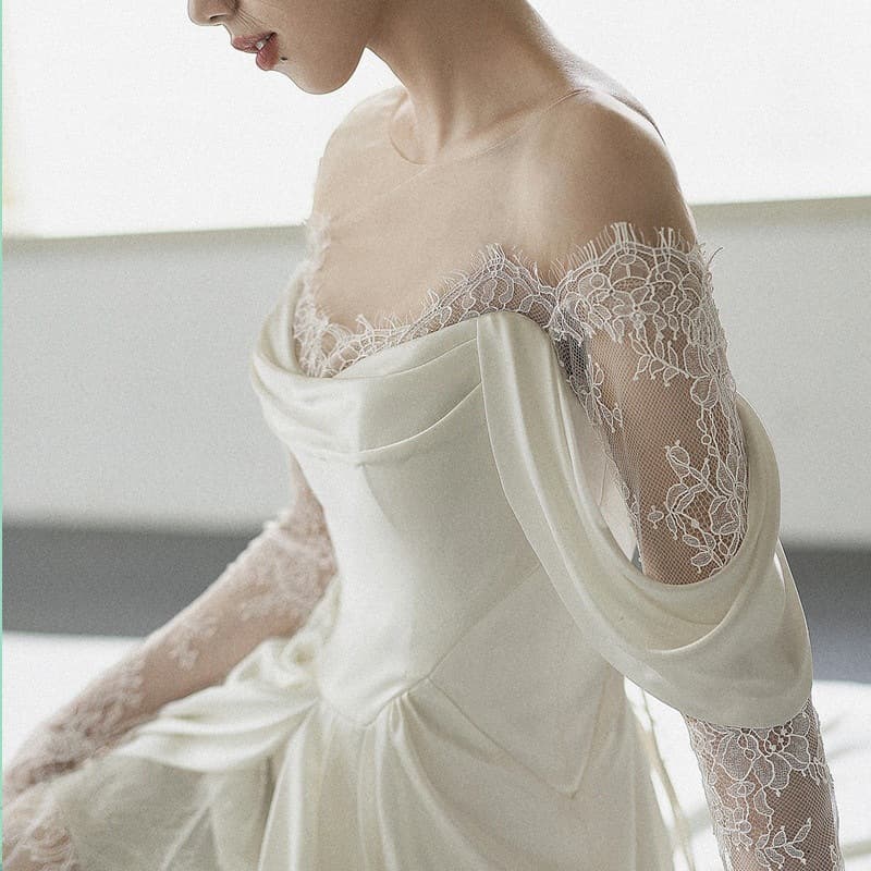 Lace white retro wedding dress for bride, french style 3