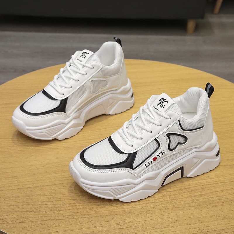 Demi-season low white shoes for leisure, 2022 collection, fitted 4