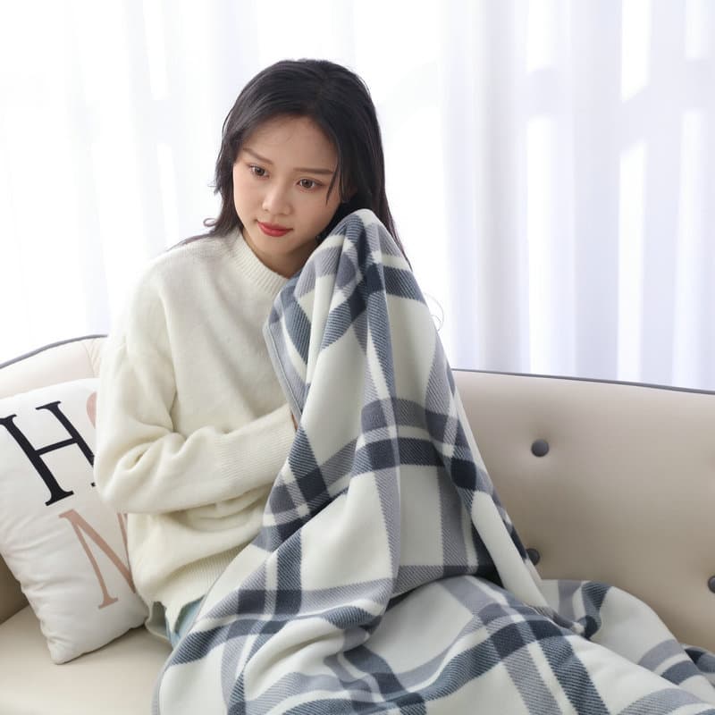Universal velvet duvet for sleep, cloak, sofa 4
