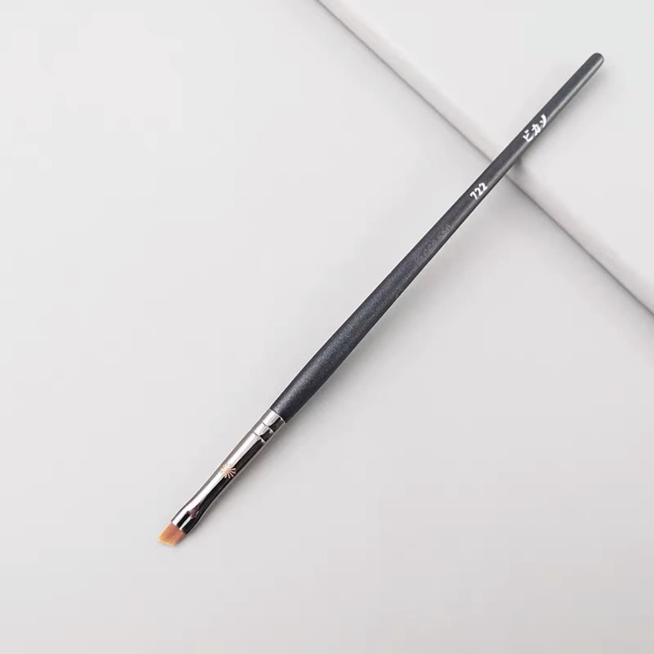 Eye pencil, universal cosmetic concealer brush, contouring 3